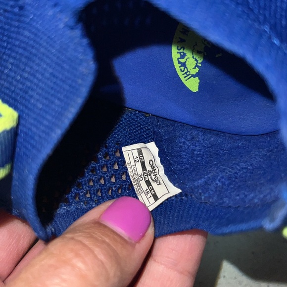 Oshkosh water shoes - Picture 4 of 4